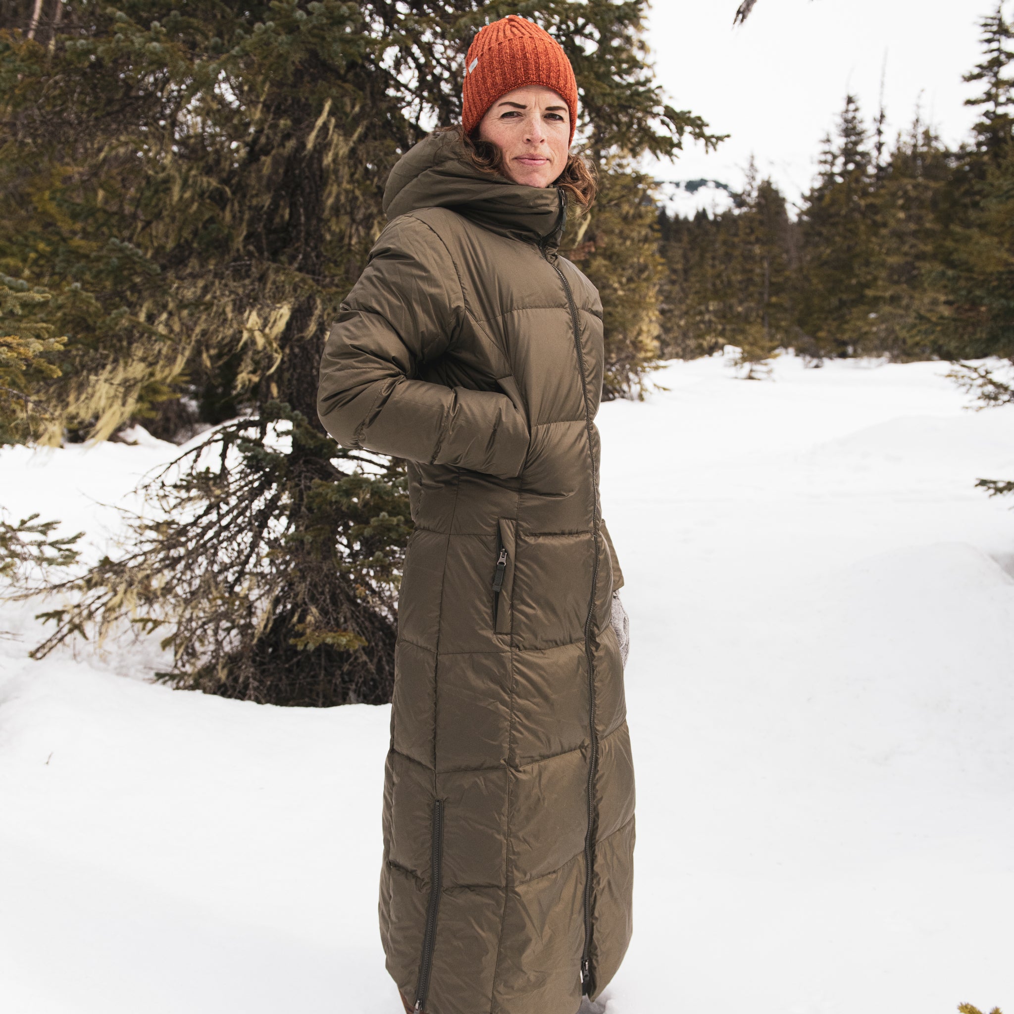 Anne Marit is 5'7" and measures 35/27/36. She is wearing a small.